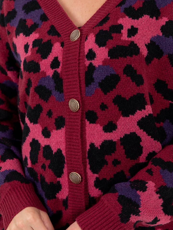 Lovedrobe Leopard Jacquard V-ringad lång kofta för wholesale av Plaza Collection Ltd