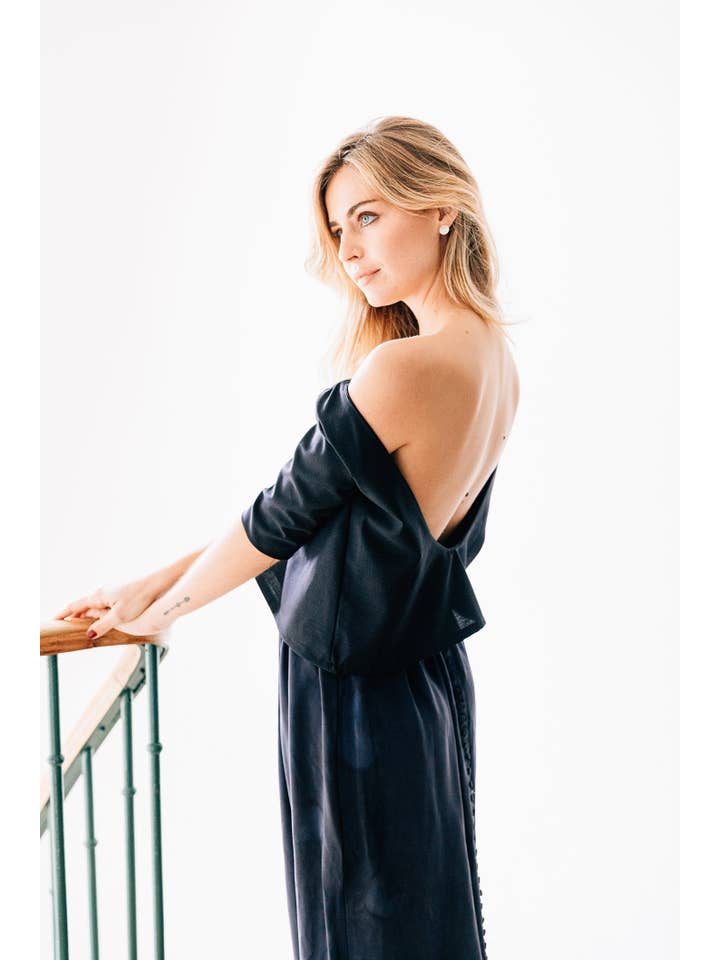 madame-en-soie – wholesale Set med topp och kjol - Dam – Set "Marina": Lång Kjol och Rygglös Topp i Svart Siden