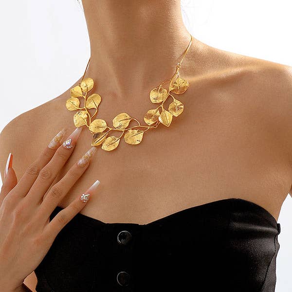 VividLux – Engroshandel Halskæde med vedhæng – Leaves Shape Ensfarvede halskæder Tilbehør1