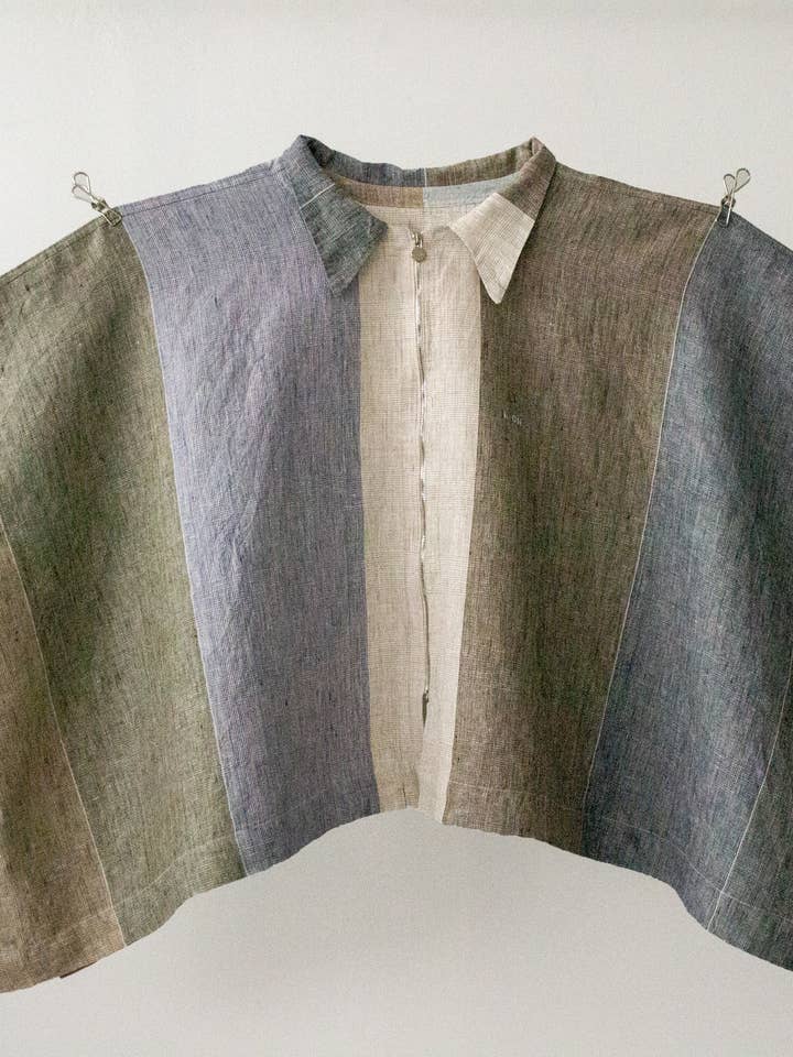 Camisa WORDS em linho natural estilo oversized por atacado de LUCiA CHAIN