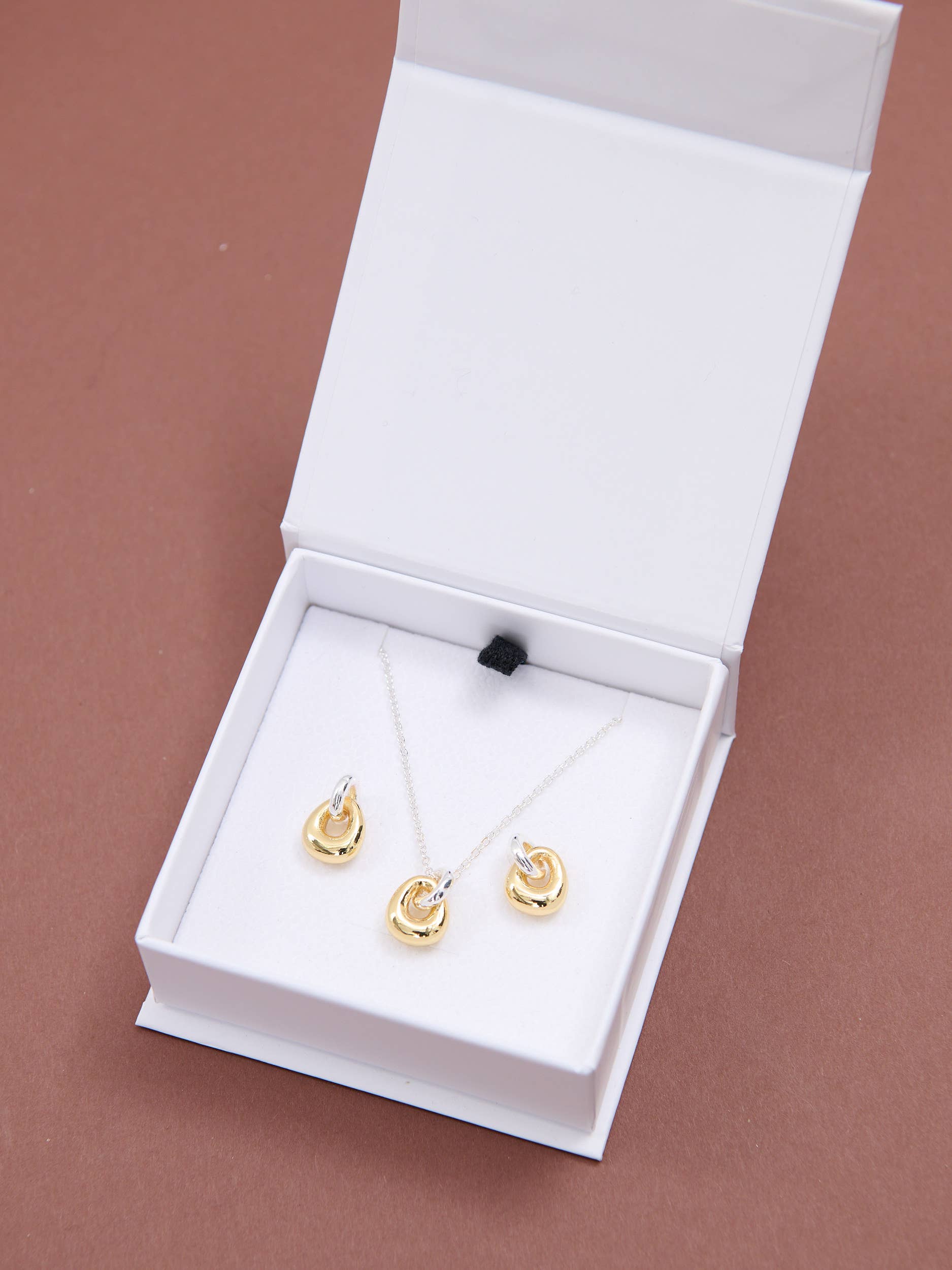 Angels Whisper Accessories - Wholesale Jewellery box/organiser - Lustre & Sage Gift Box 5