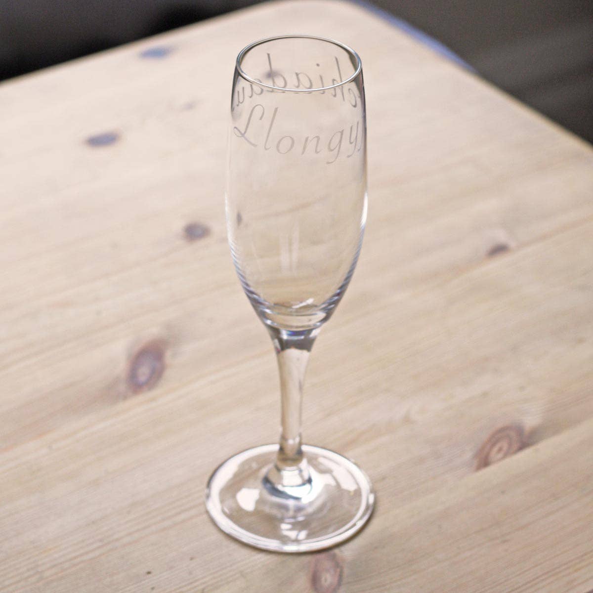 The Welsh Gift Shop - Wholesale Champagne Flute - Champagne Flute / Glass - Llongyfarchiadau - Congratulations - NEW3
