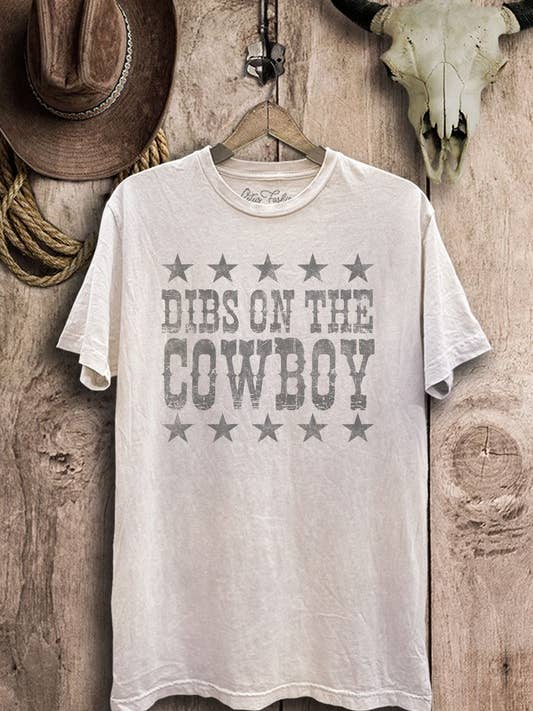 Haut à imprimé Dibs On The Cowboy pour la vente par Lotus Fashion Collection