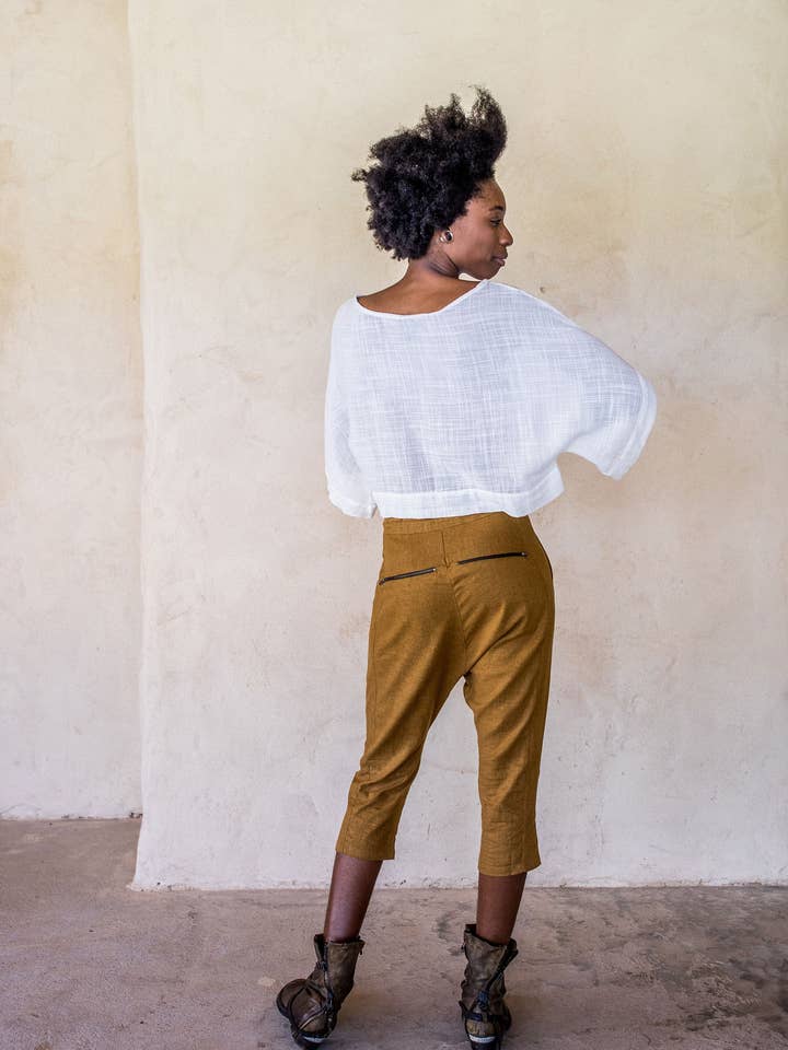 IDIS - Wholesale Blouse – Women’s - Kimono Crop - White3