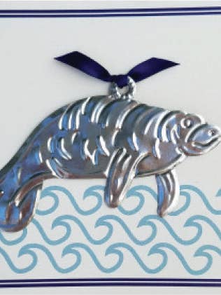 Manatee Keepsake Ornament på lykønskningskort for engroshandel hos Alessaro Designs