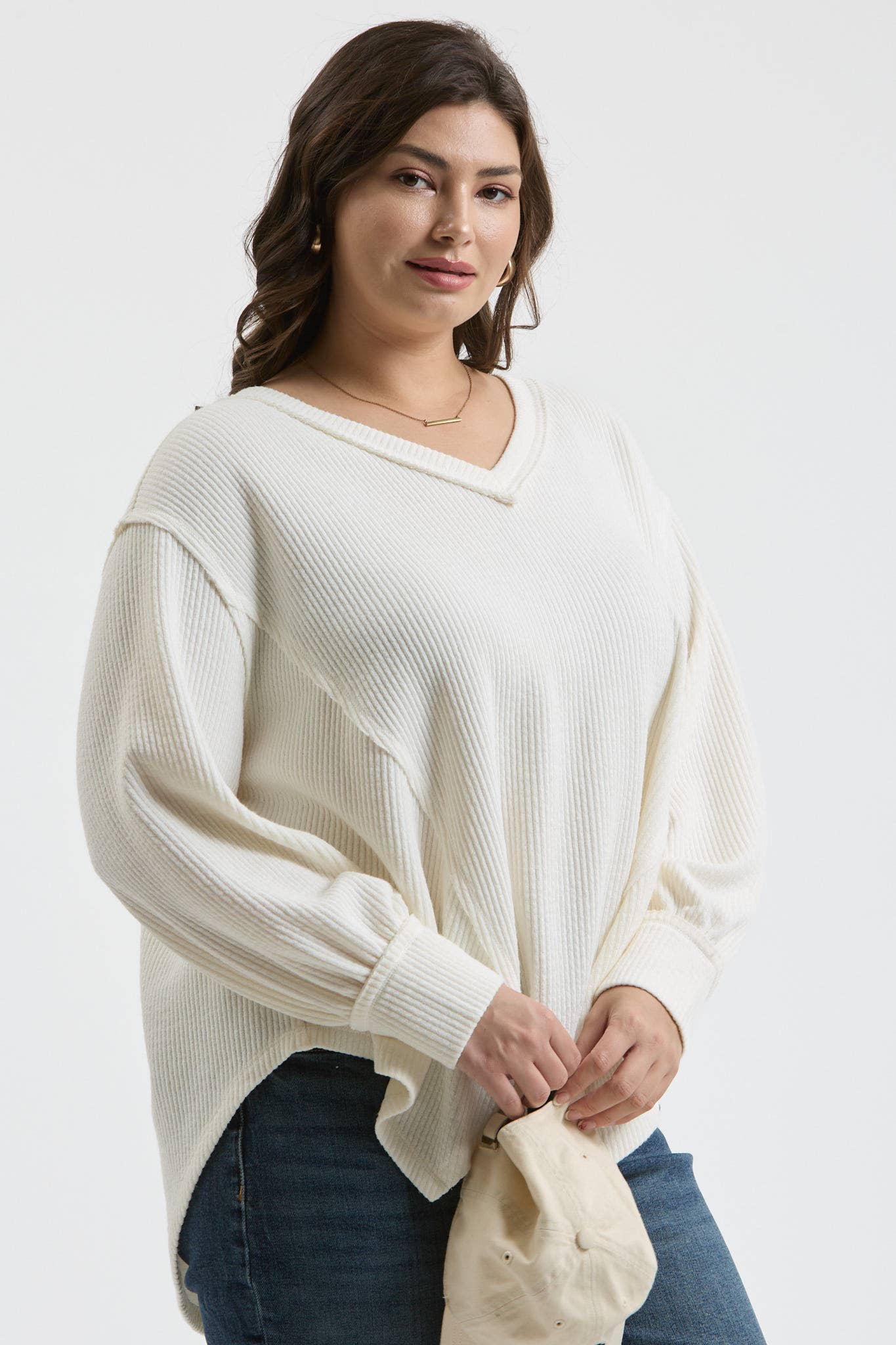 Blu Pepper - Wholesale Knit Top - Women's - PLUS V NECK ASYMMETRICAL HEM LONG SLEEVE KNIT TOP11