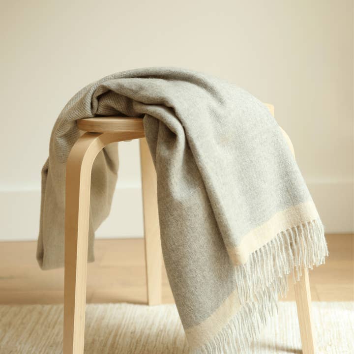 Andes Connection - Wholesale Throw Blanket - Alpaca Blanket/ Throw Grey Ombre