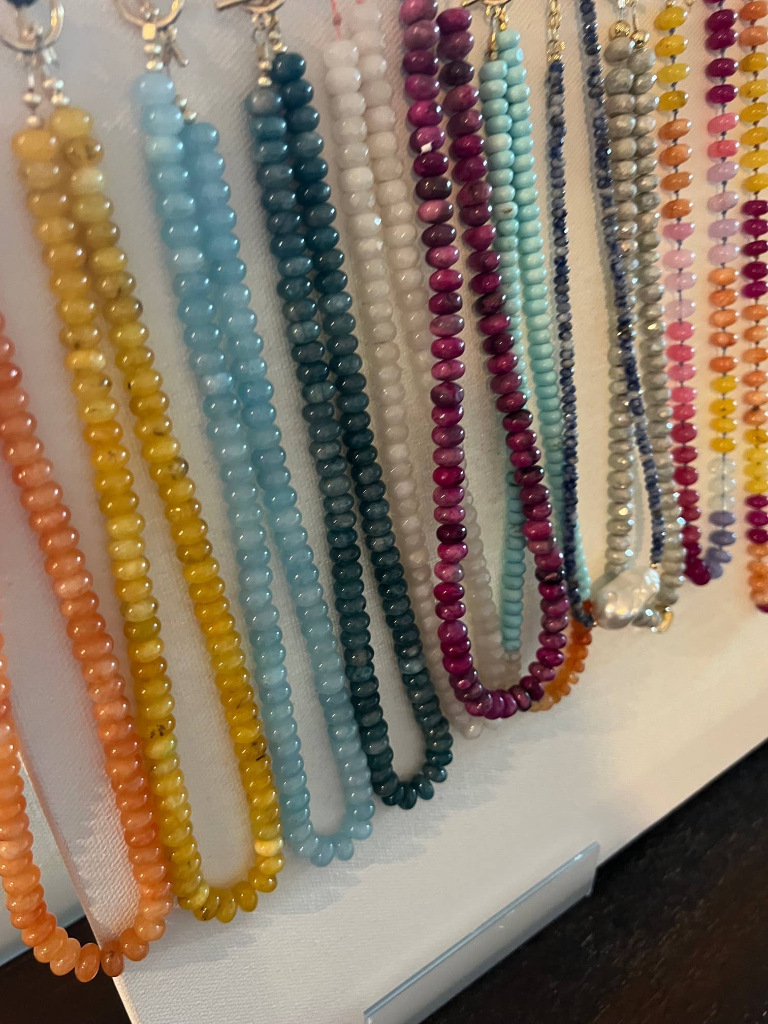 Sonya Renee Jewelry - Wholesale Beaded/Pearl Necklace - Lilly Gemstone Bead Necklace multi-color 8mm opals jade 47