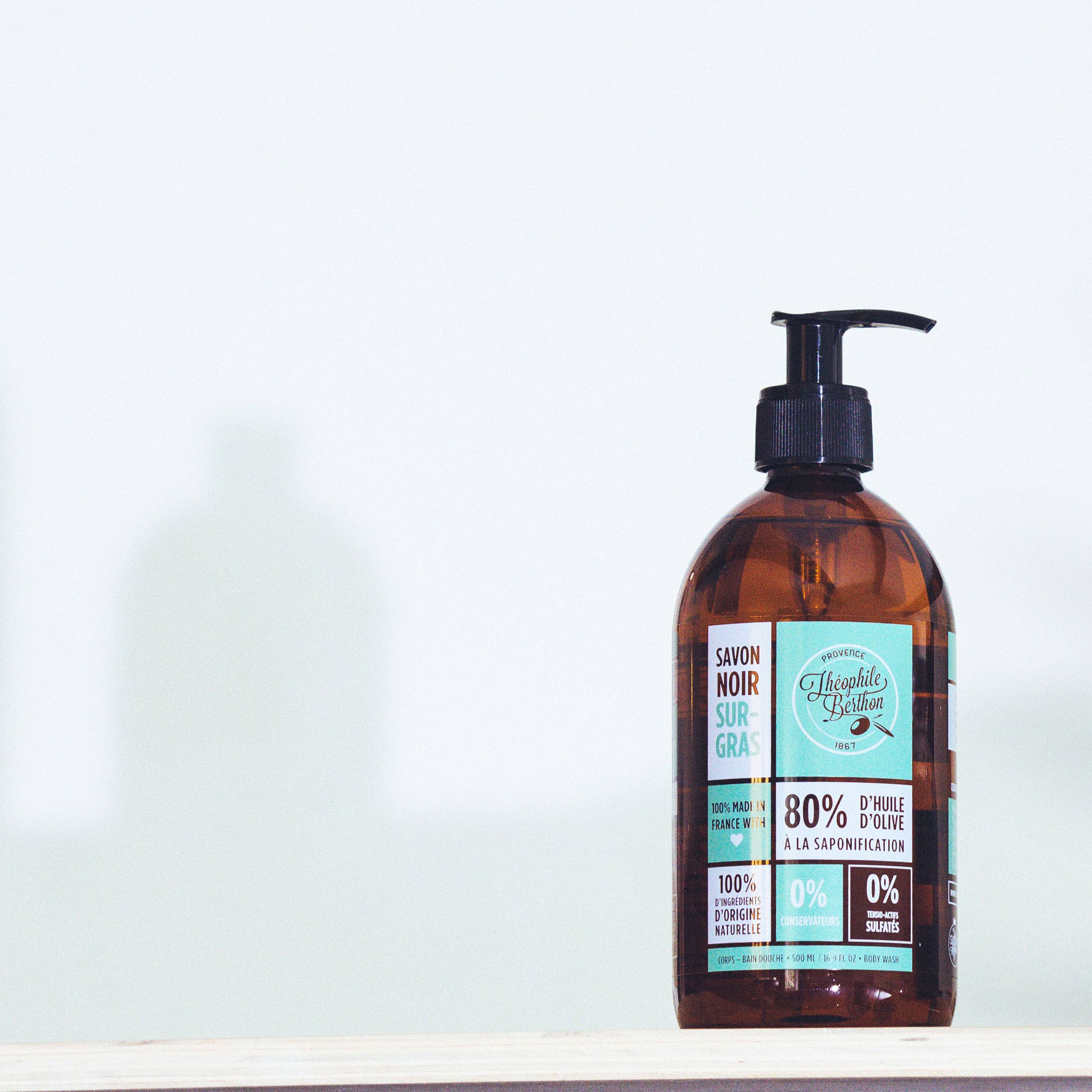 Theophile Berthon – Großhandel Duschgel – SURGRAS Schwarze Seife – Oliven-Tresternöl mit Pfefferminze6