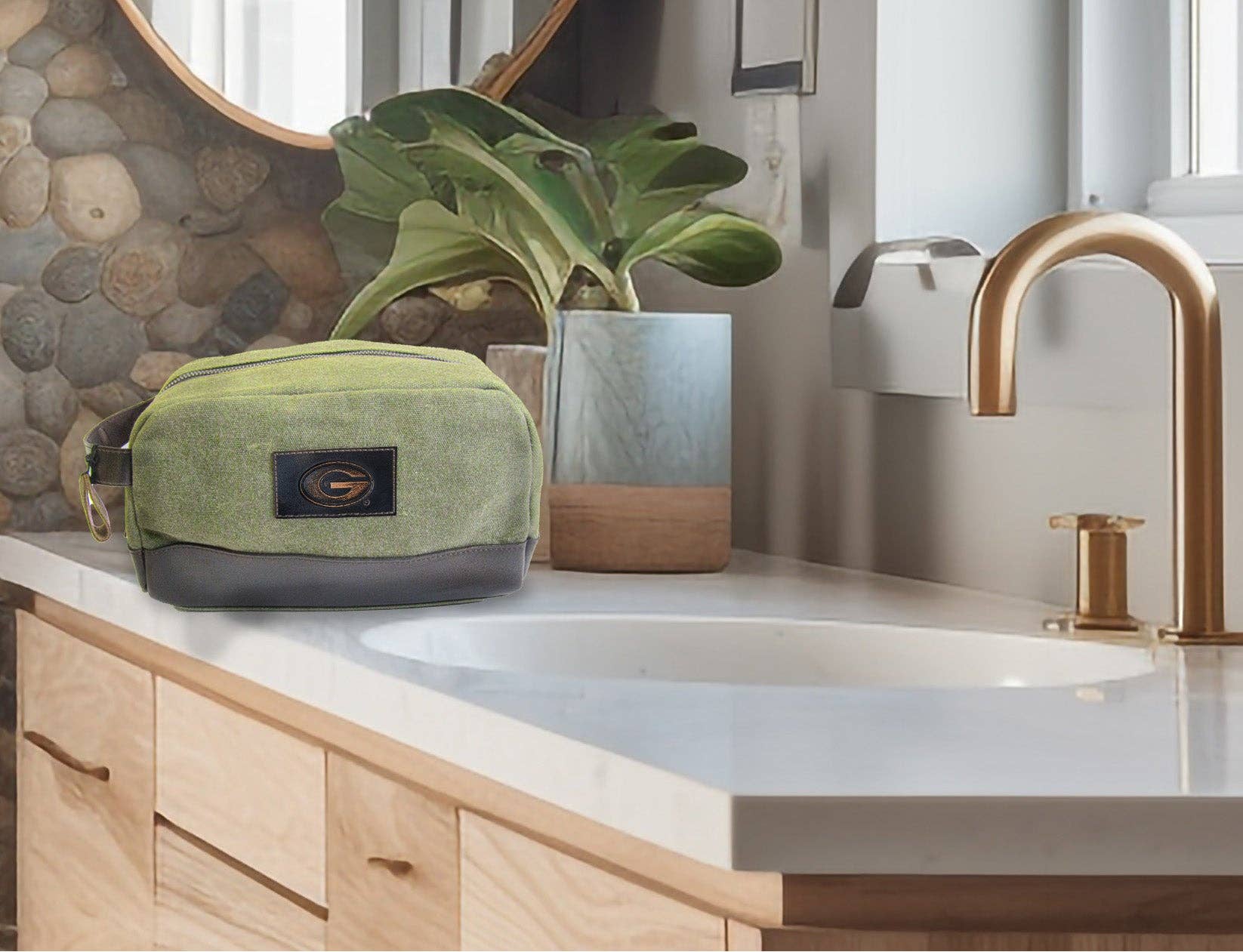 Zep-Pro - Wholesale Toiletry Bag - Men's - Georgia Bulldogs Waxed Canvas Toiletry Dopp Bag6