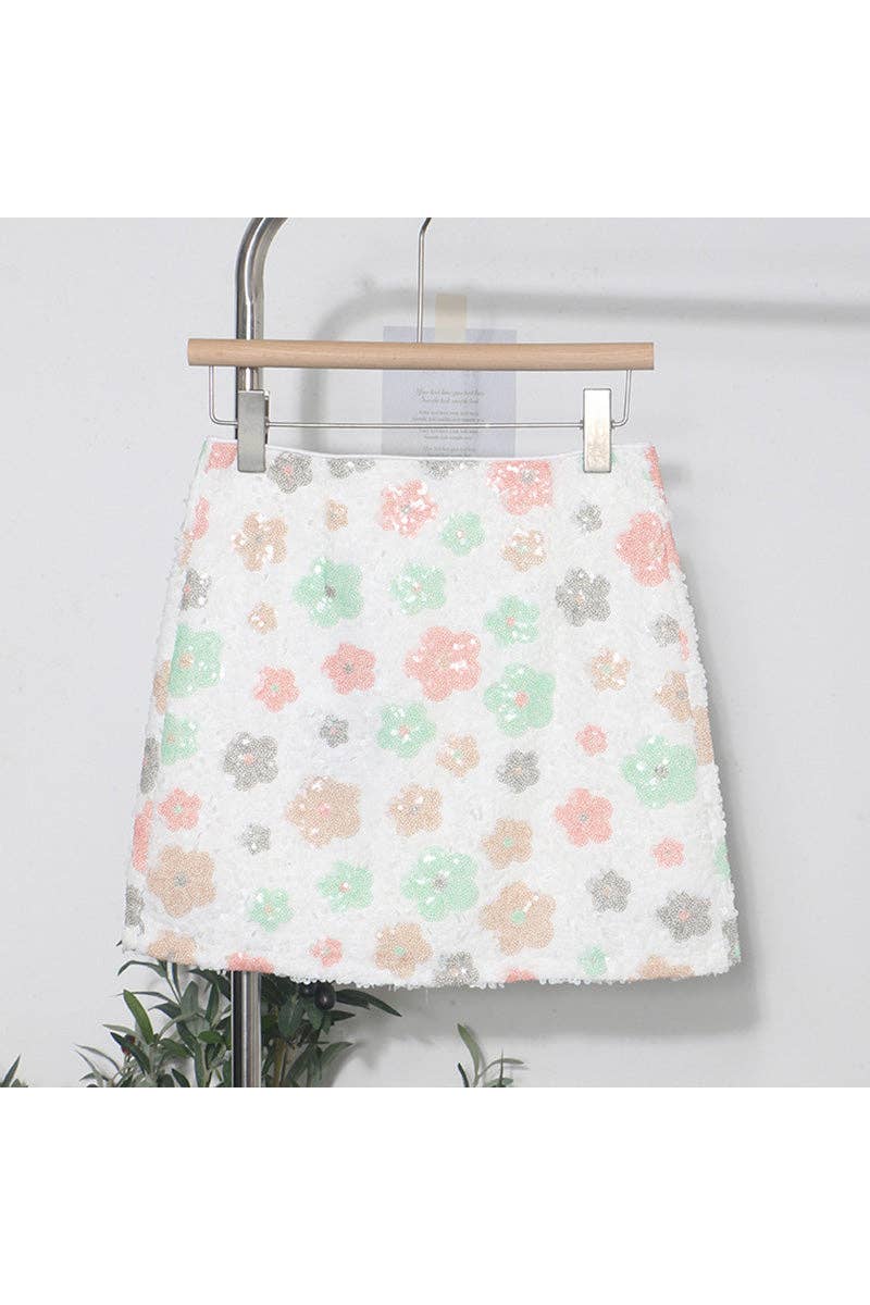 Mccolin – Großhandel Rock – Damen – Florale Pailletten-Minirock3