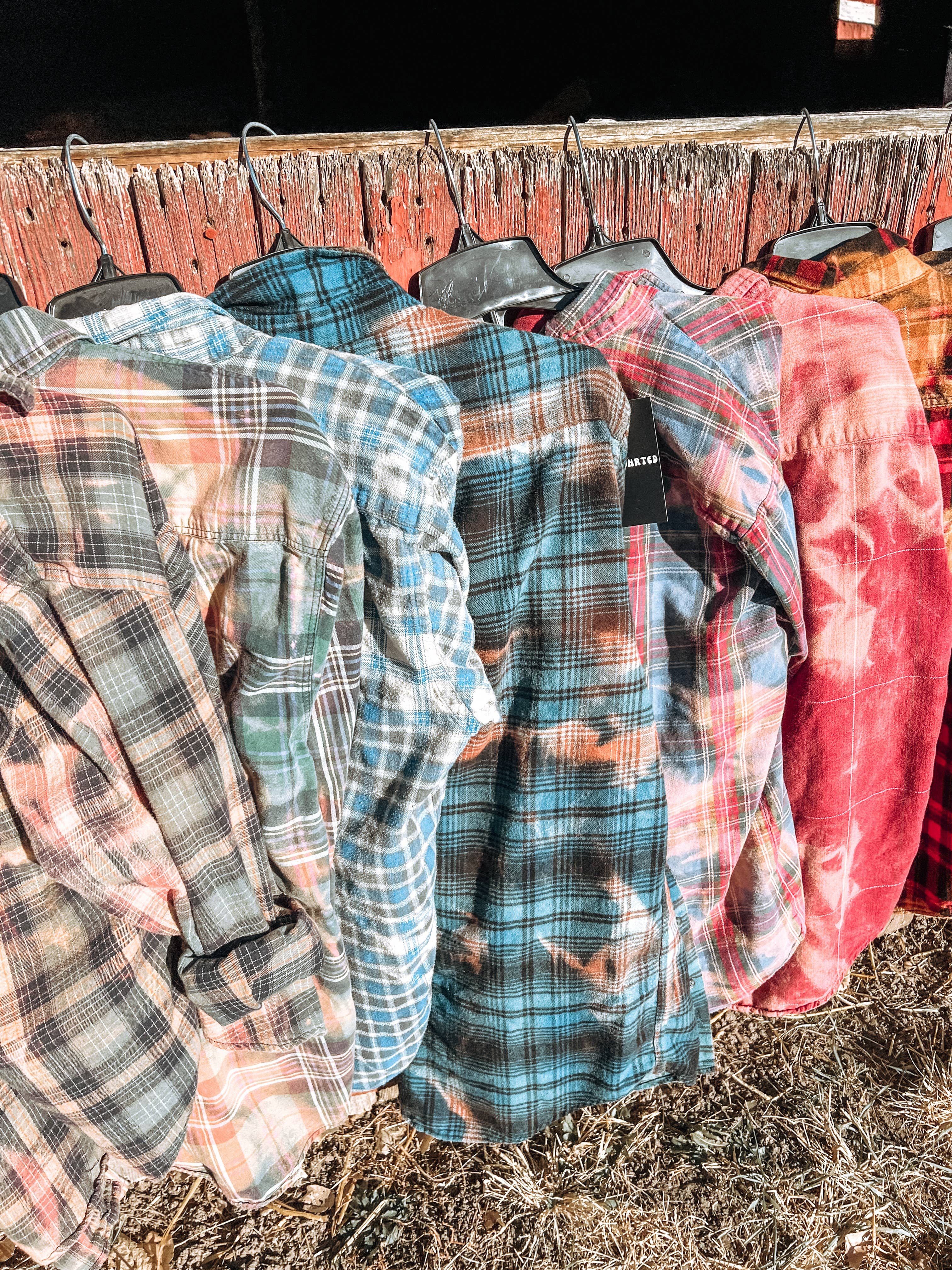 Disohrted Vintage - Wholesale Button Down Shirt - Women's - Bleach Flannels5