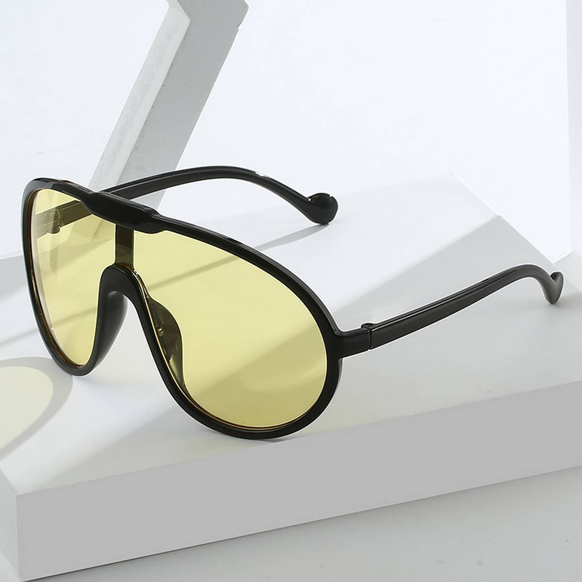 ACCITY - Wholesale Sunglasses - Women's - OVERSIZED FRAME ONE-PIECE SUNGLASSES UNISEX_CWASG028218