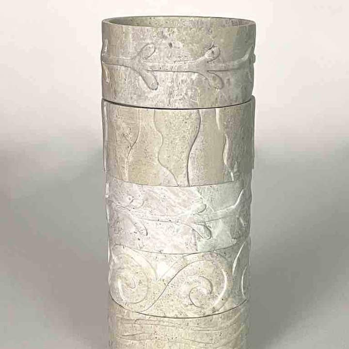 Conjunto esculpido à mão de 5 pratos esculturais vietnamitas em pedra-sabão por atacado de The Niger Bend