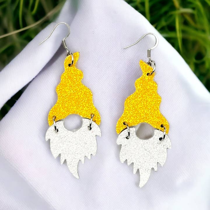 Gnomes à paillettes jaunes pour la vente par Bushleys Beauties, LLC