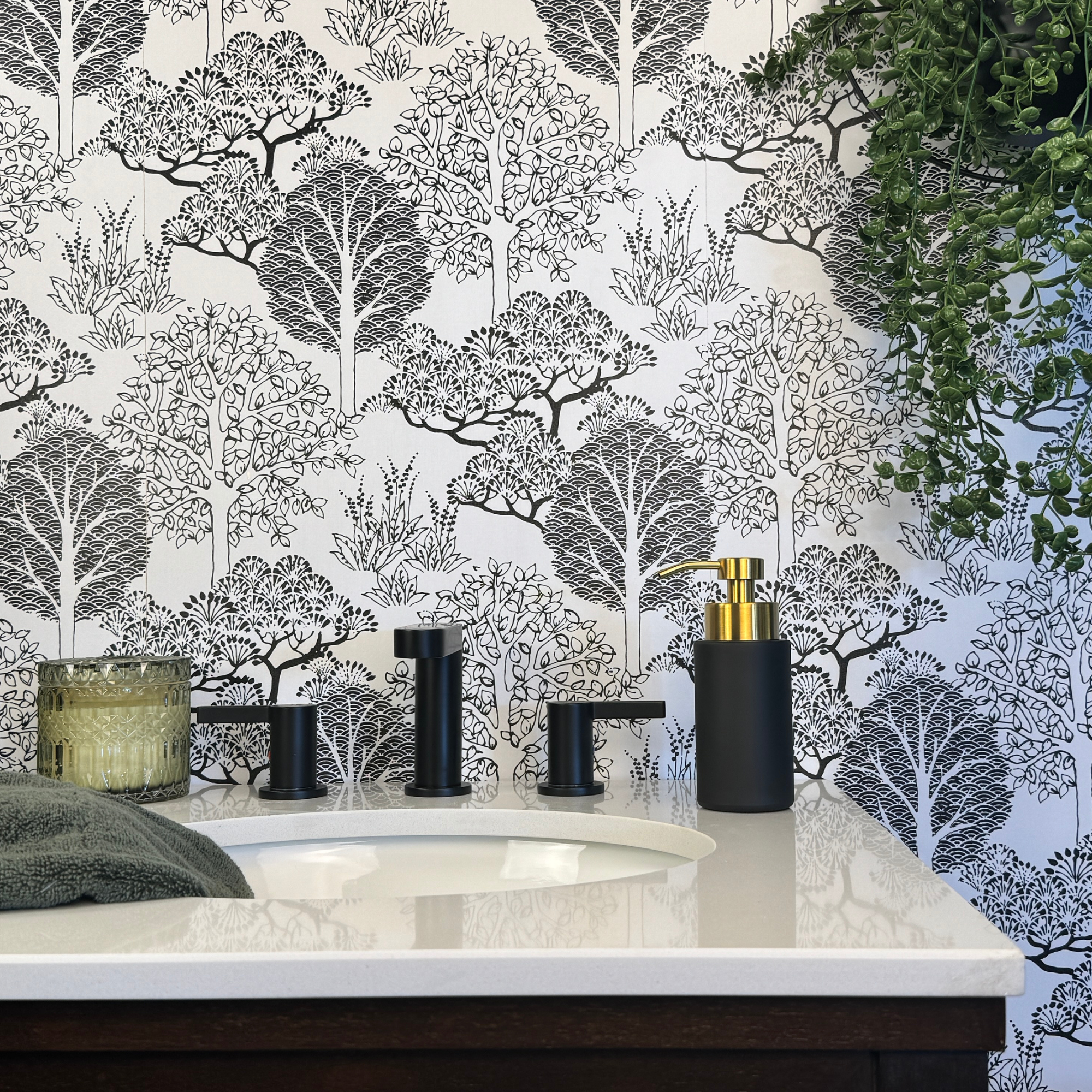 The Bottle Shoppe - Wholesale Soap Dispenser - Farmhouse Foaming Glass Soap Dispenser w/ metal pumps1