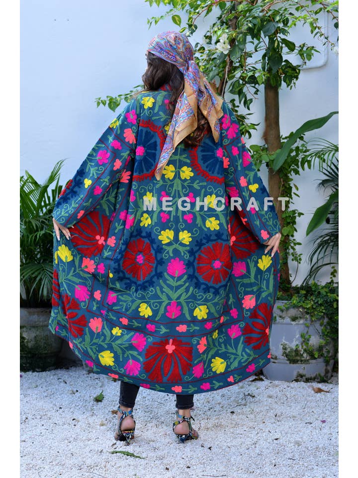 Meghcraft - Wholesale Kimono - Women's - Exclusive Suzani Embroidered Kimono robe