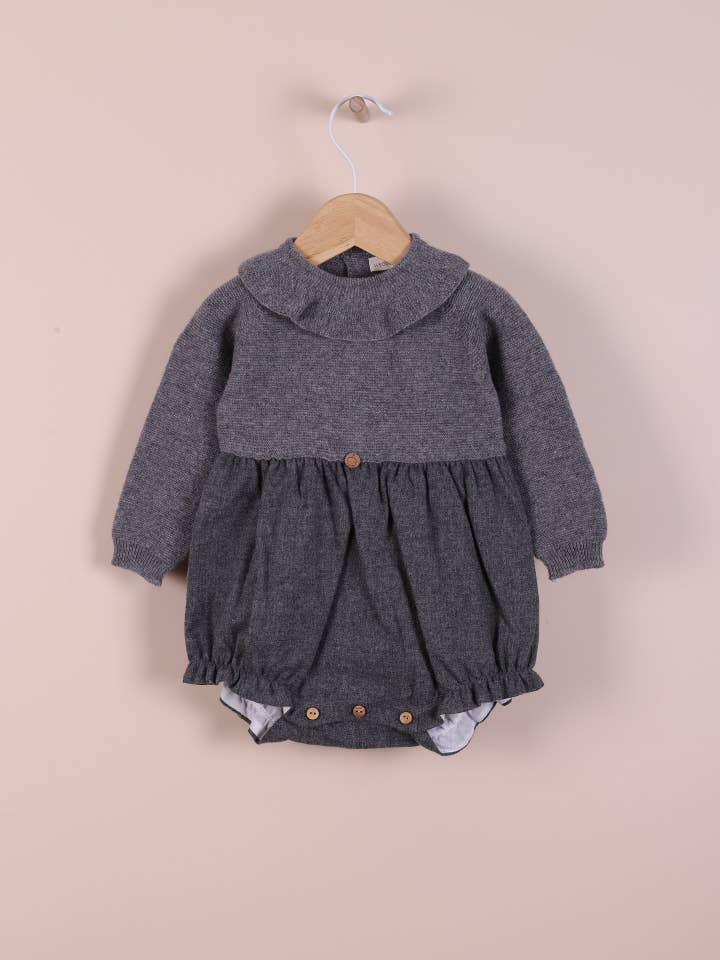 Kort tröja med stickad krage i ull | KÄRLEK I VINTERDAGAR för wholesale av Wedoble: sustainable children's fashion