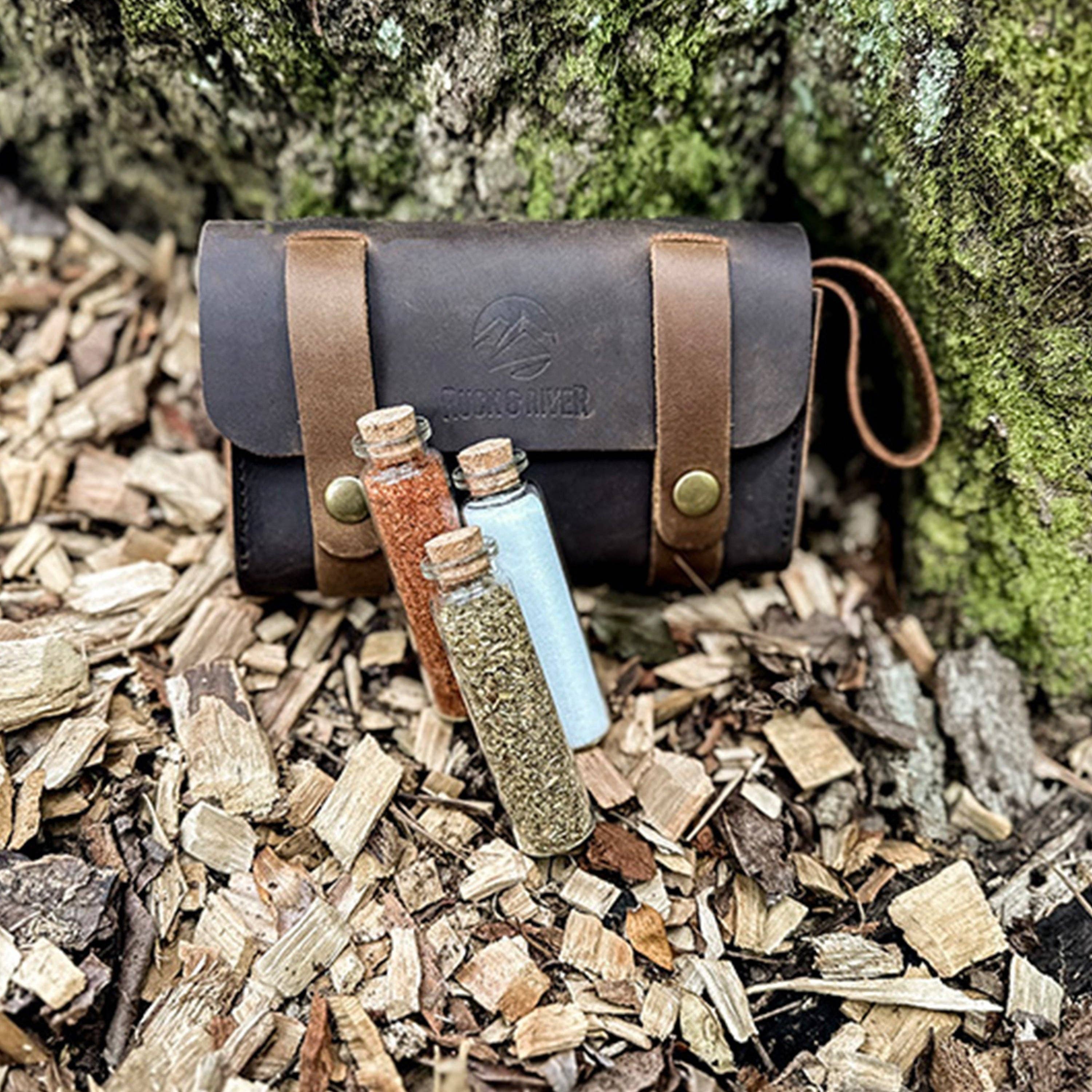 BattlBox - Wholesale Spice Rack - Spice Holder Travel Spice Pouch Leather Spice Wallet w/ Jars8