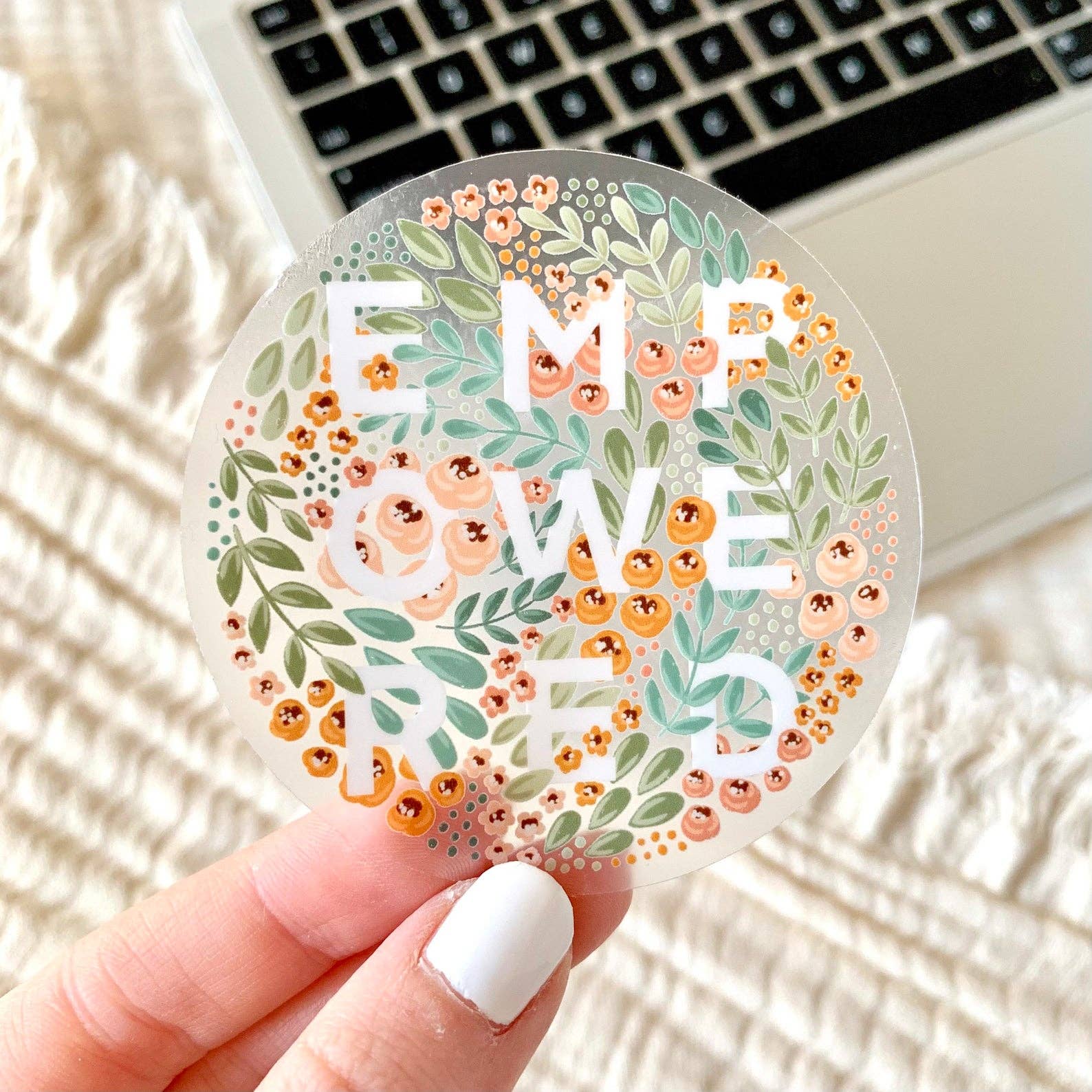 Elyse Breanne Design - Vendita all'ingrosso Adesivo - Adesivo trasparente Empowered, 7,6 x 7,6 cm.