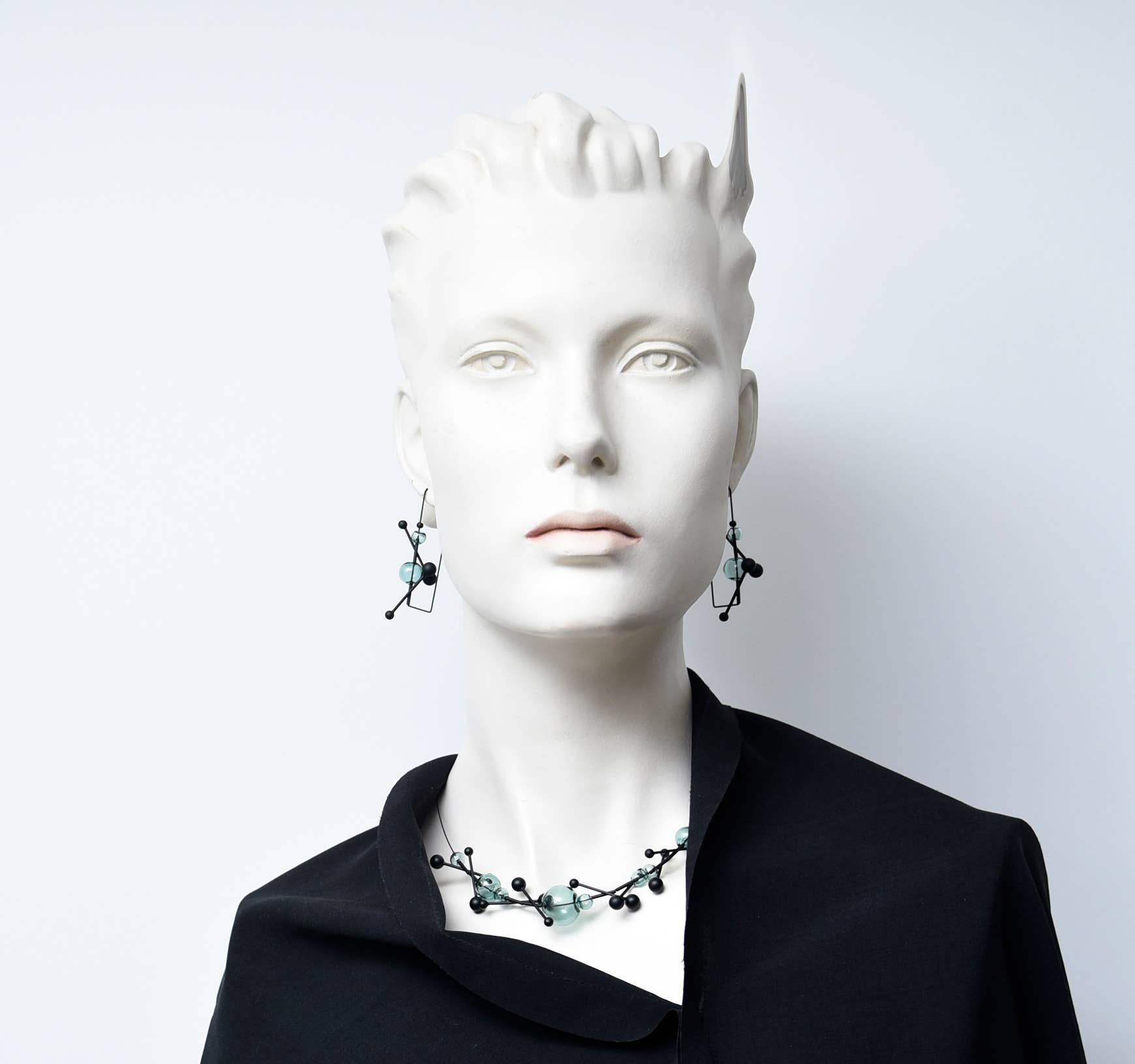 Pursuits - Wholesale Pendant/Charm Necklace - Vevé Necklace6