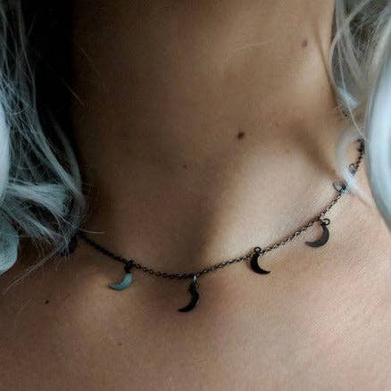 gargantilla con forma de luna para venta al por mayor de Judy & Madeleine