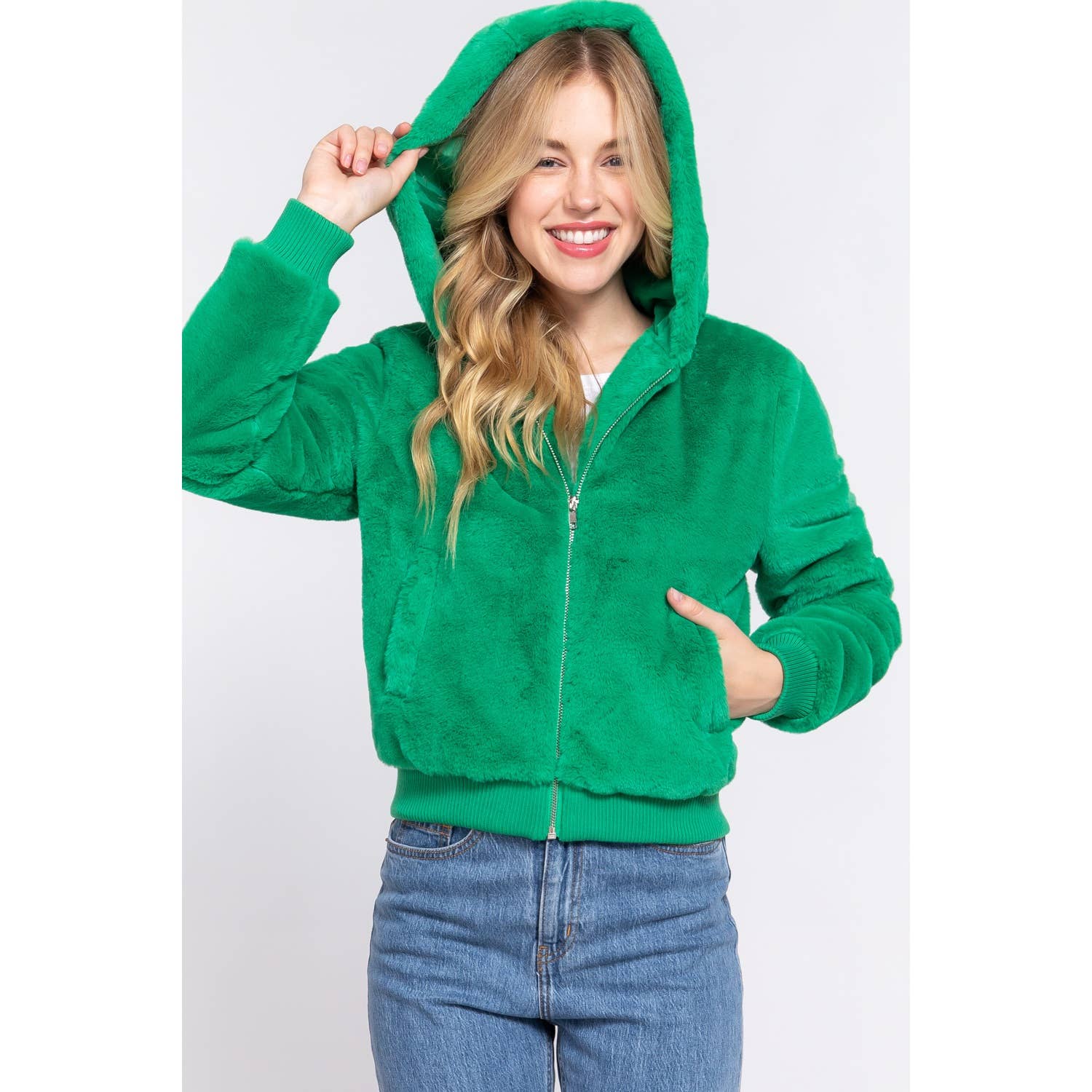 HiteJeans - Vente Veste – femme - VESTE À CAPUCHE ZIPPÉE EN FAUSSE FOURRURE0