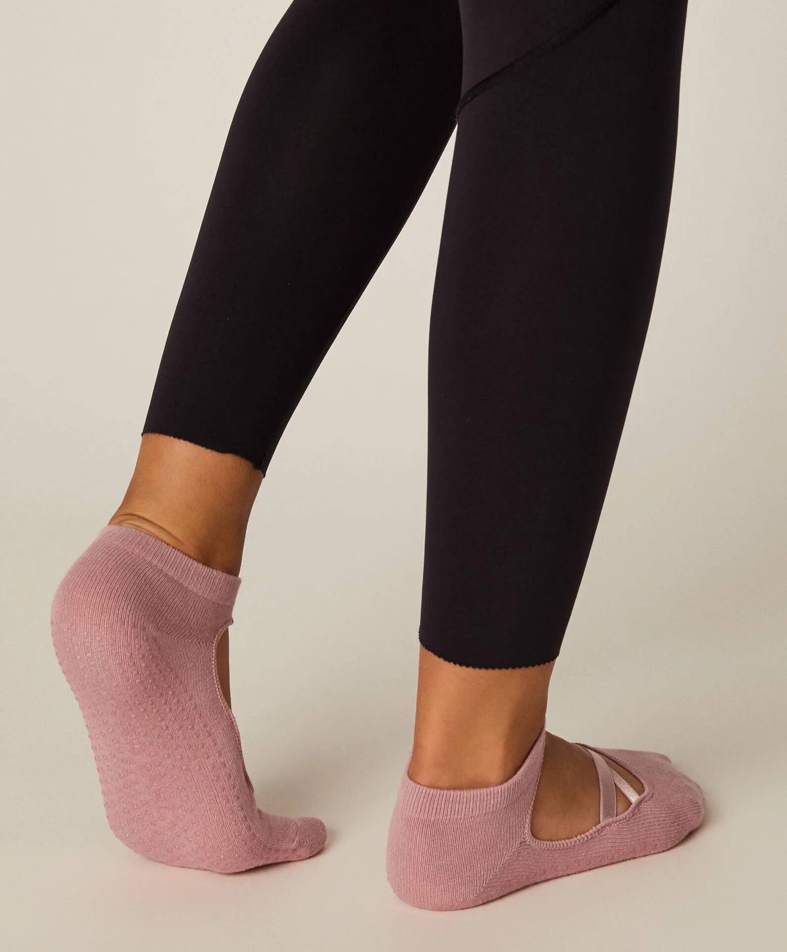 Belsize Activewear - Wholesale Socks - Women's - Yoga & Pilates grip socks bundle20