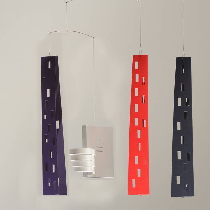 Flensted Hanging Art - Vente Mobiles - Musée Guggenheim de New York0