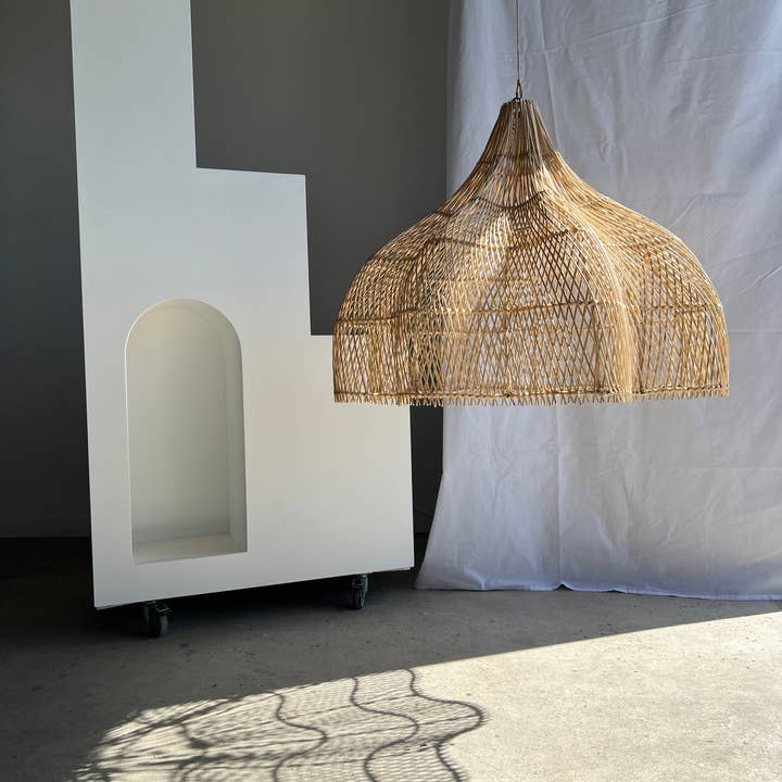 Office Objets - Wholesale Chandelier/Hanging Light - Pendant light, flower-shaped rattan fixture, tulip, corolla H:80cm D80cm35