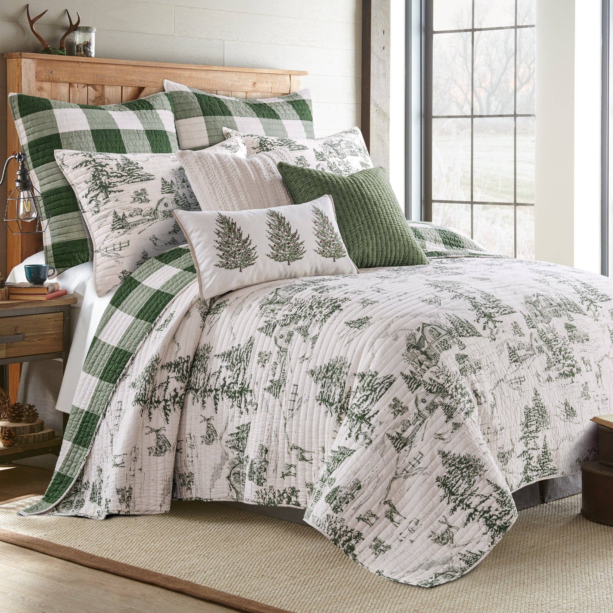 Levtex Home - Wholesale Bedding Set - Winter Sleigh Ride Quilt Set3