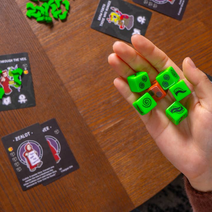 Left Justified Studio & Prolific Games - Wholesale Kaartspel - Cultists & Cthulhu 2nd Ed. — Hilarisch Lovecraft-kaartspel9