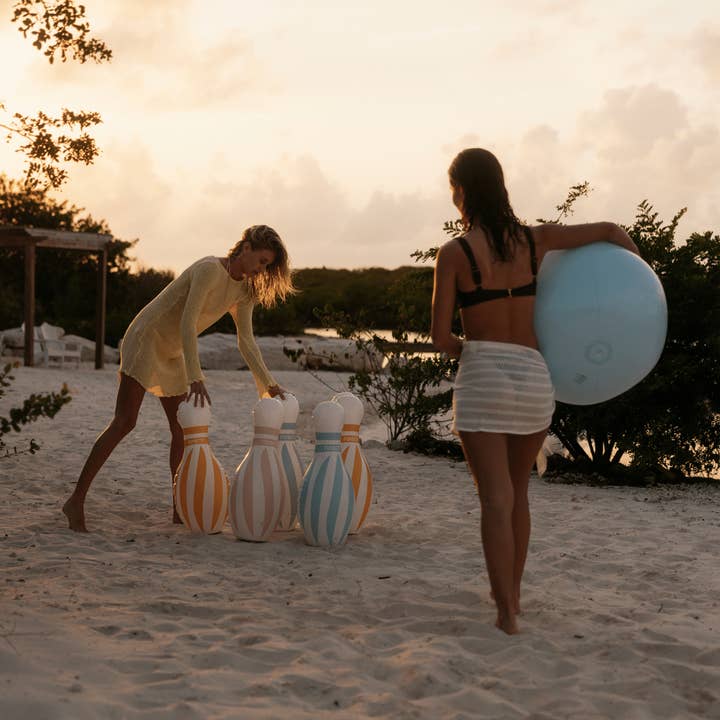 FUNBOY - Wholesale Inflatables - Pastel & Rainbow Backyard Bowling Set3