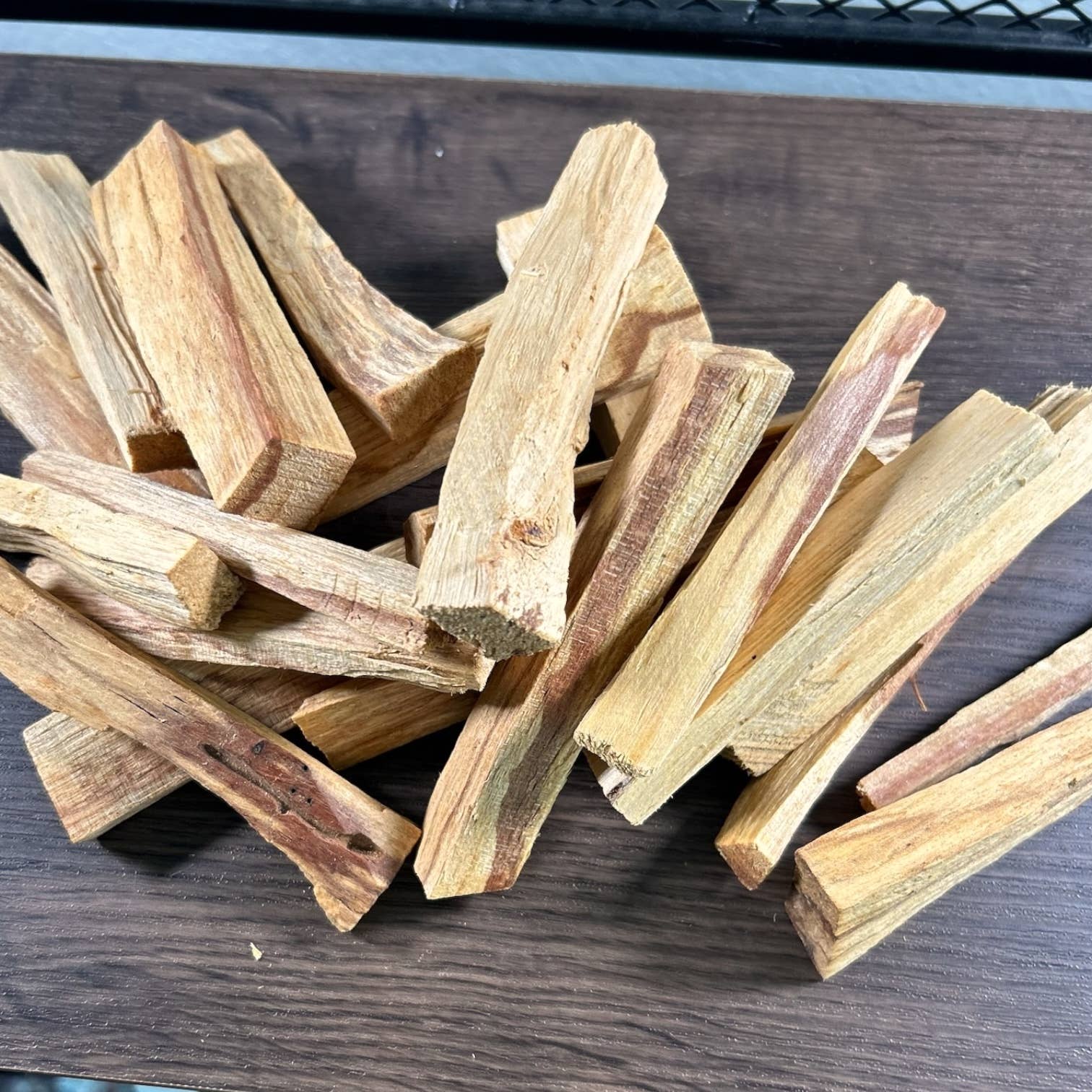 Zoe Artcrafts Corp. - Wholesale Smudge Stick - Sticks Palo Santo (1lb) Peru, smudging, premium natural7