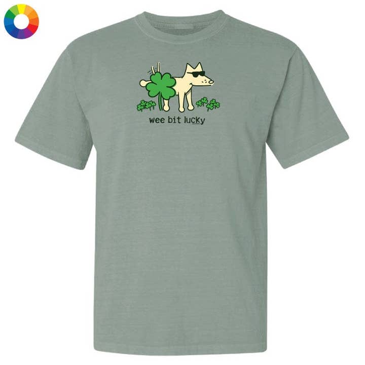 Wee Bit Lucky - T-shirt Classique pour la vente par Teddy the Dog