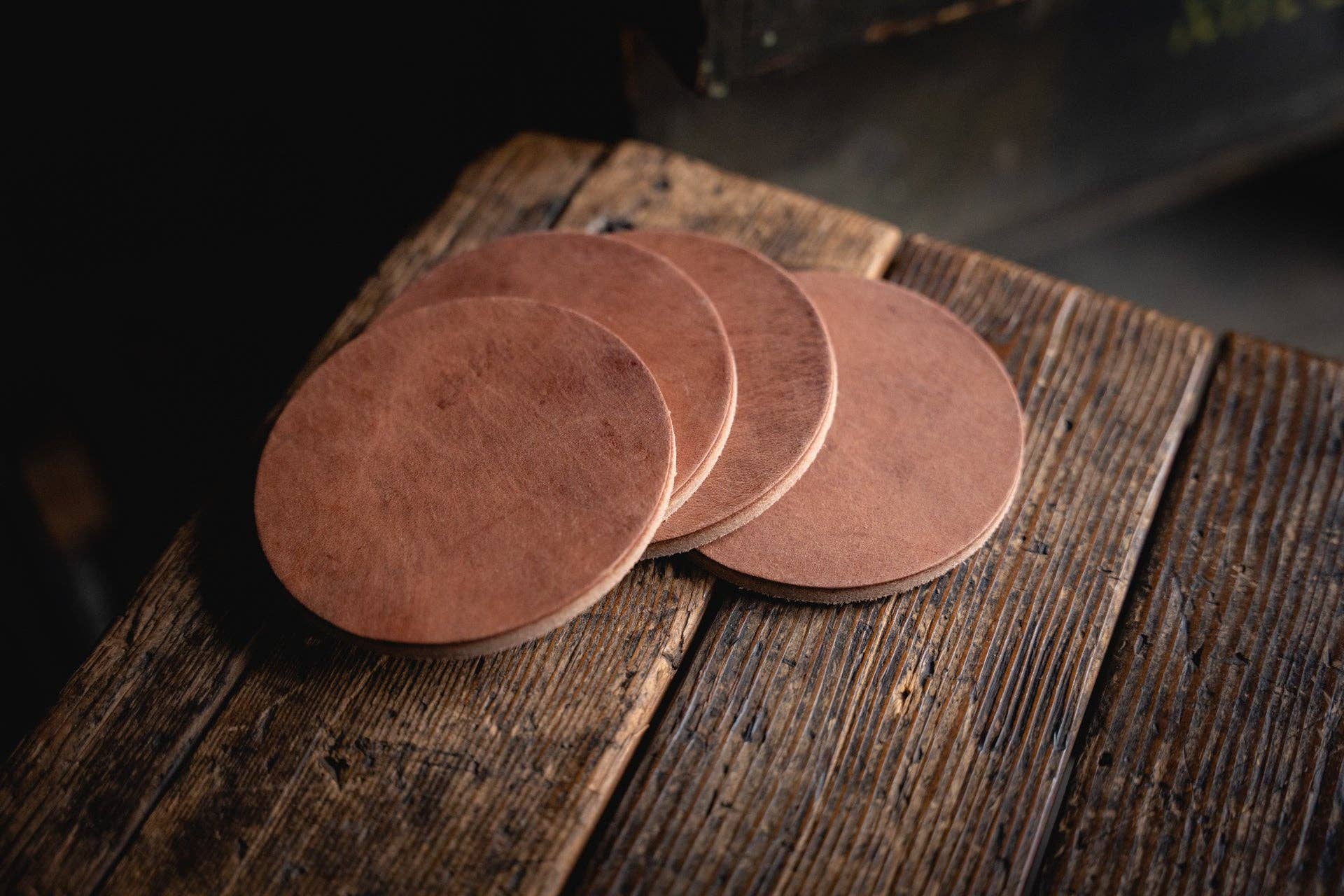 Craft and Lore - Wholesale Coasters - Round Leather Coaster Set2