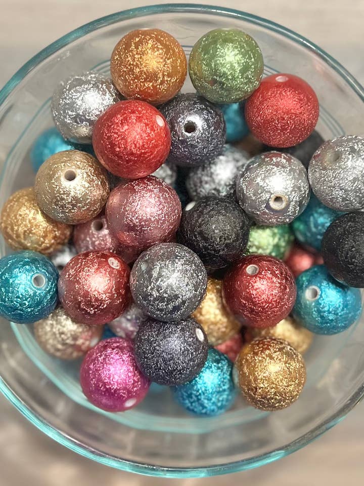 Solid Foil 20mm Beads for wholesale by Briano Wholesale