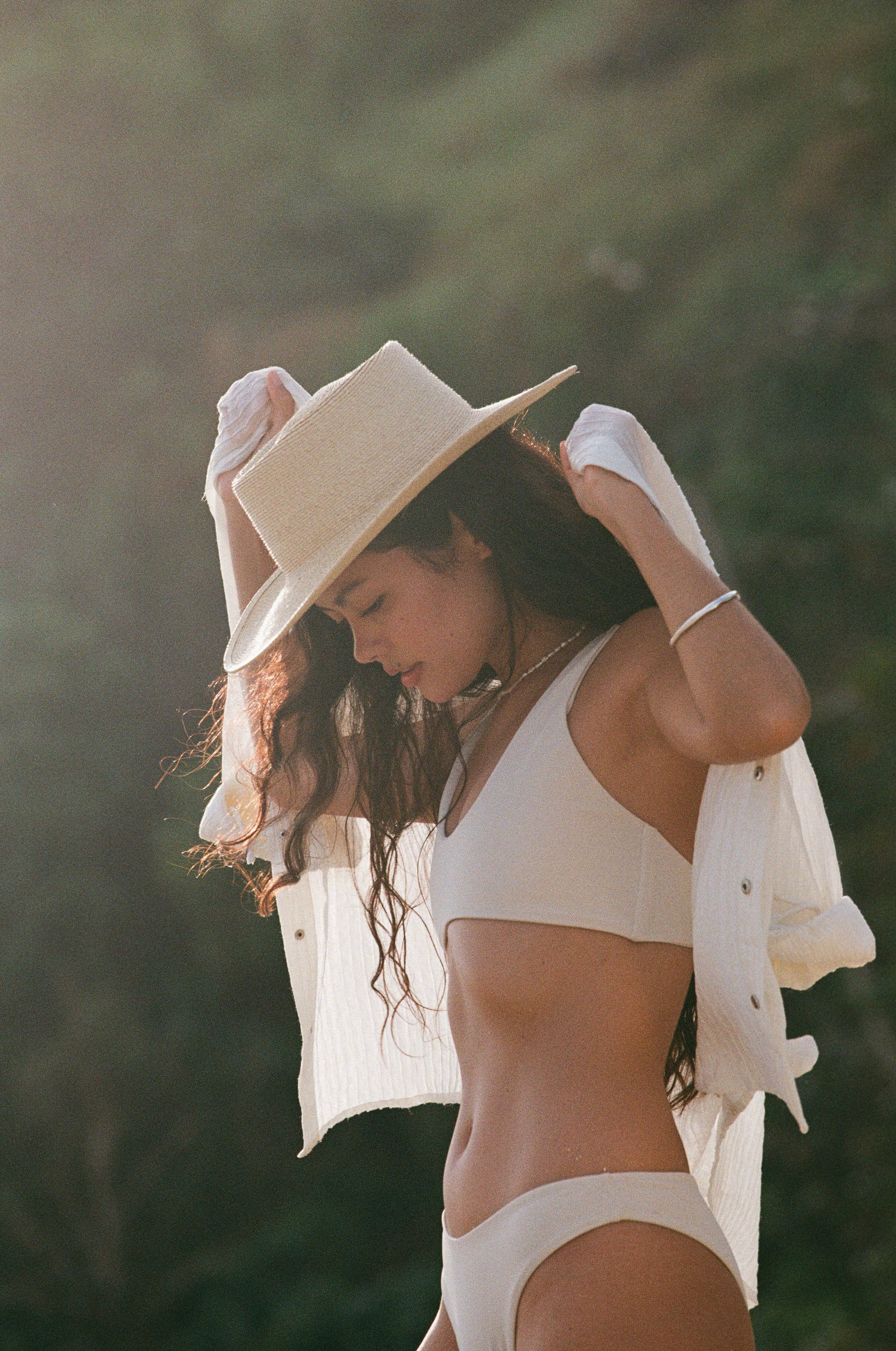 Ami Chérie Design Studio - Venta al por mayor Parte superior de bañador - Mujer - Etiqueta Privada - Natación y Resort2