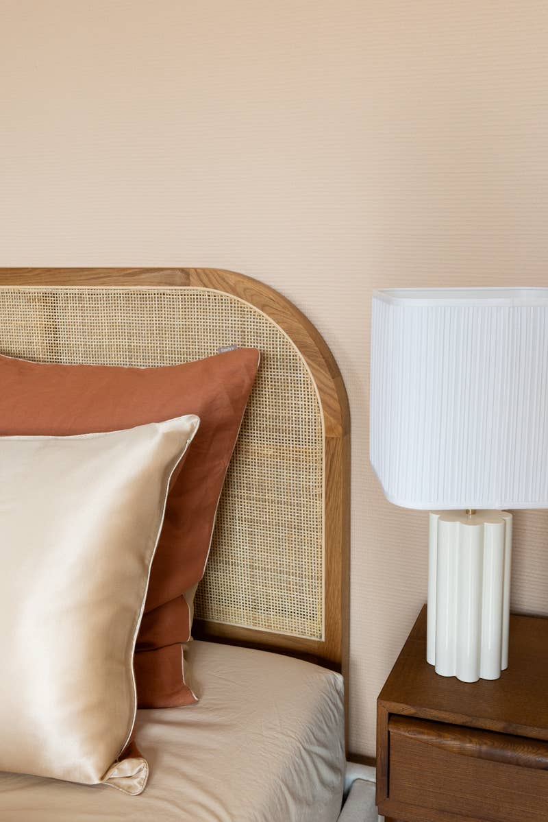 Emily's Pillow - Wholesale Bedding Pillowcase/Sham - Bi-Face Silk and Linen Pillowcase7