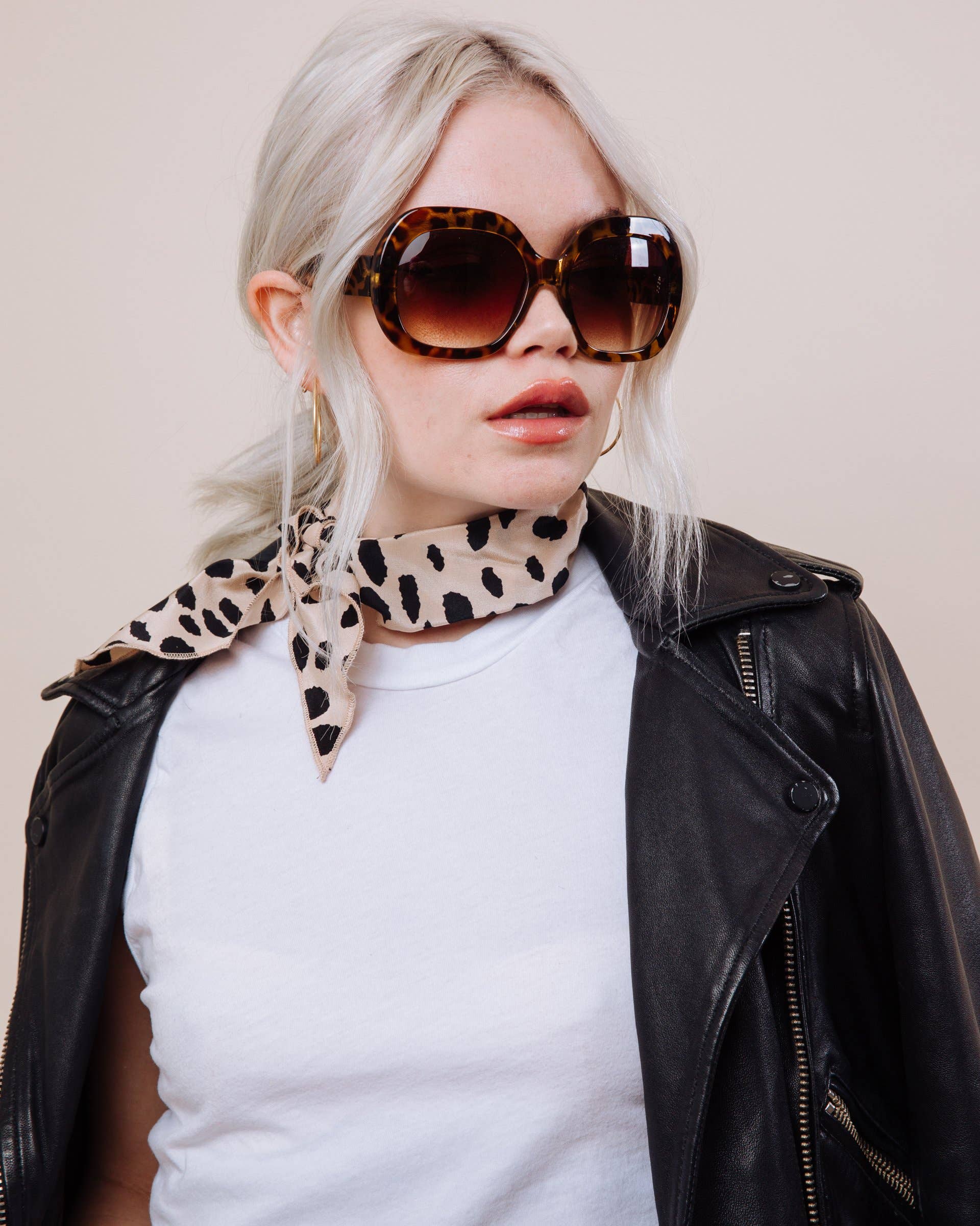 I'm With The Band - Vente Chouchou – femme - Cravate Chouchou convertible champagne diable en déguisement5