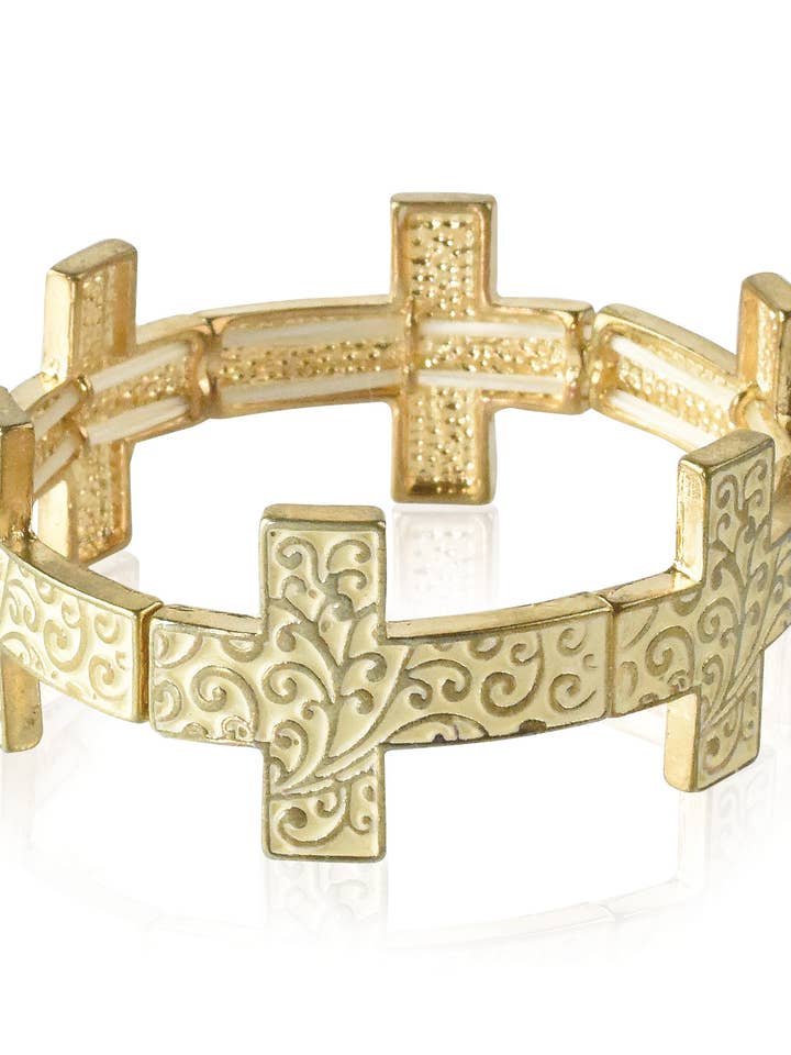 Bracelet en forme de croix - Cream Vine - Eden Merry Bracelet pour la vente par Eden Merry Jewelry by James Lawrence