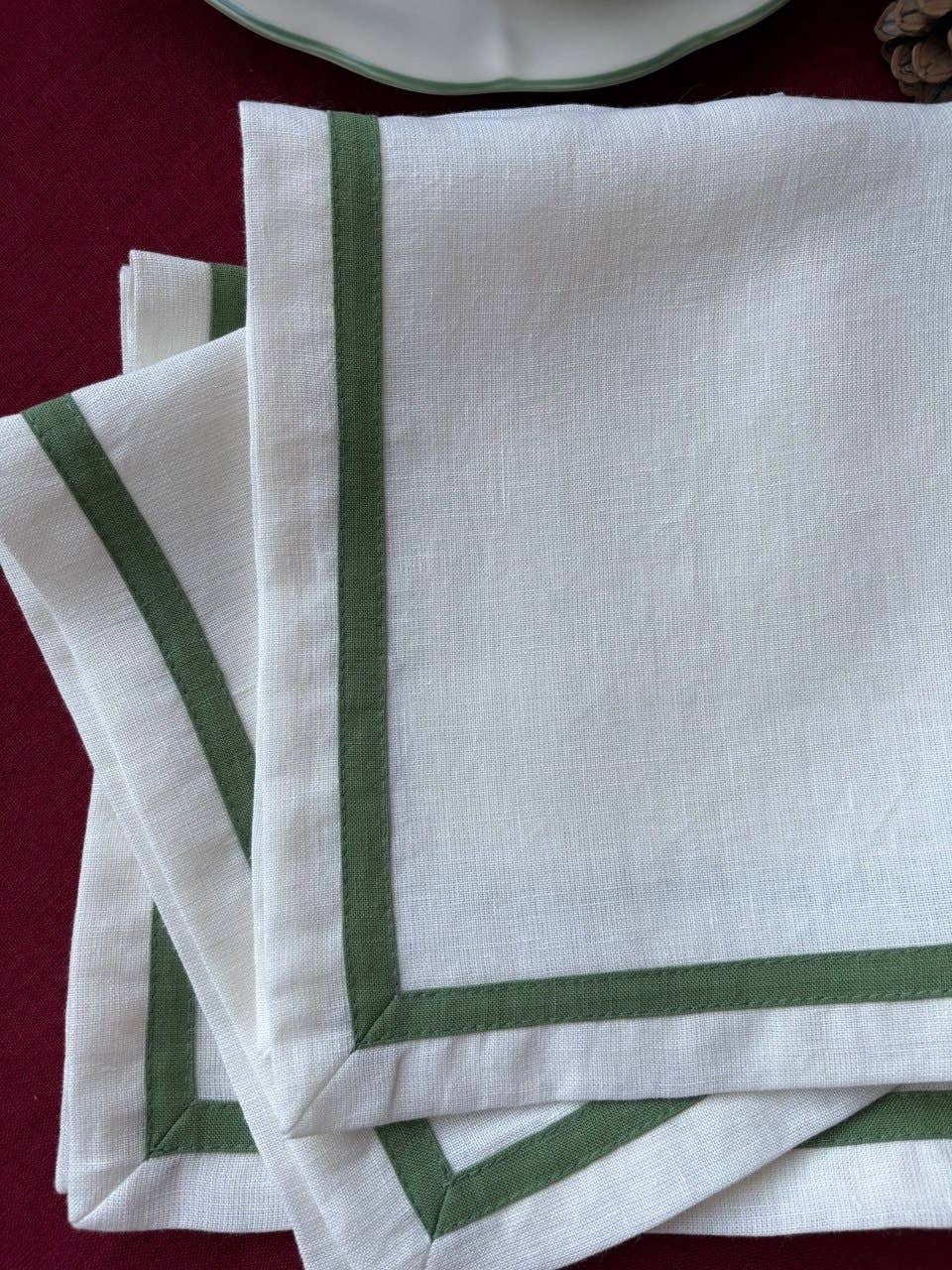 Liem Home - Wholesale Dinner & Cloth Napkin - Linen Napkins 50x50cm (20"x20") with green Trim. 1