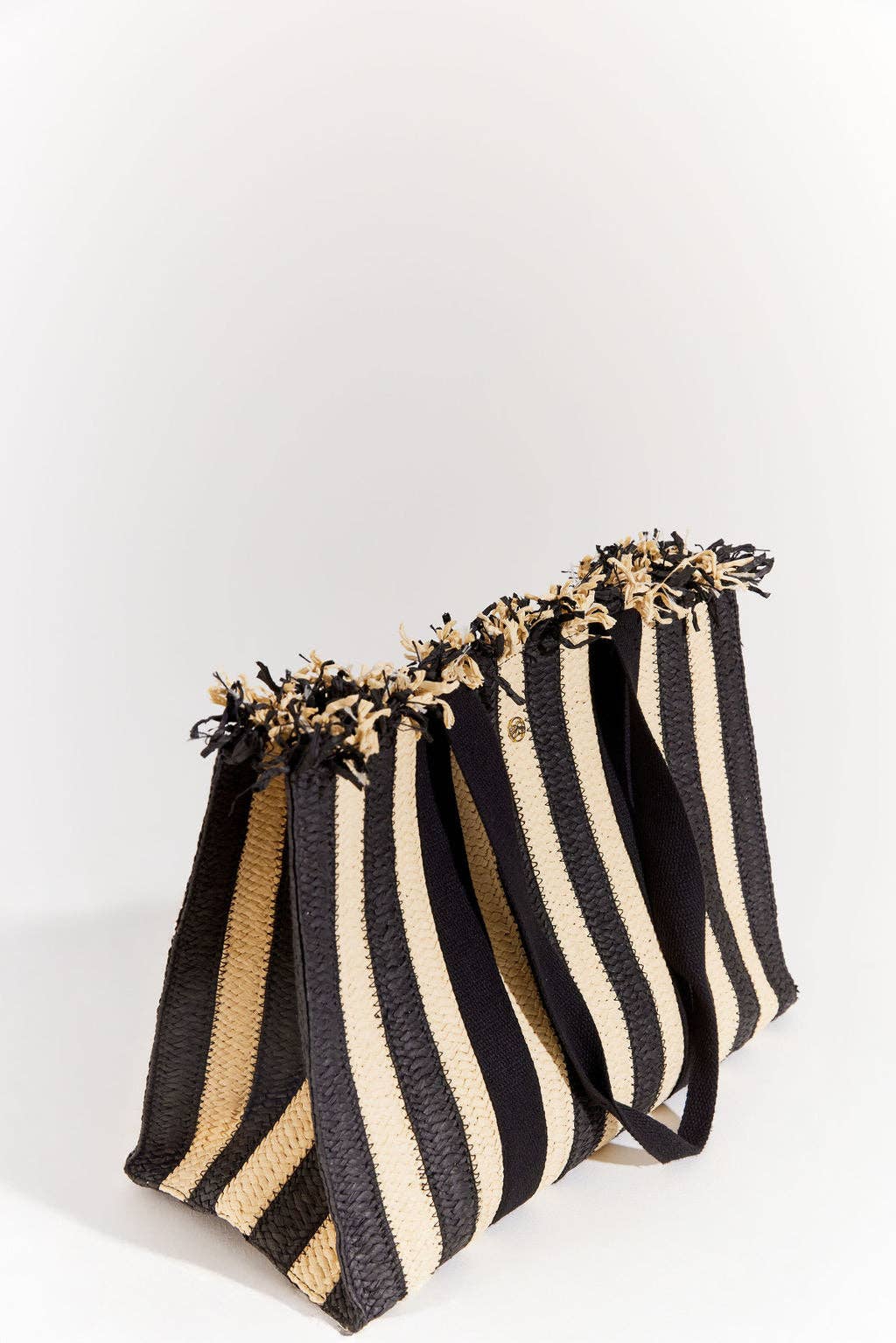 Seaspray Swimwear – wholesale Beach bag – Amy Stripe Bag In Black And Natural1