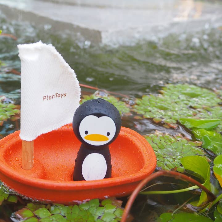 PlanToys - Wholesale Bath Toy - Baby - Arctic Sailing Boat Bath Toy - Penguin1