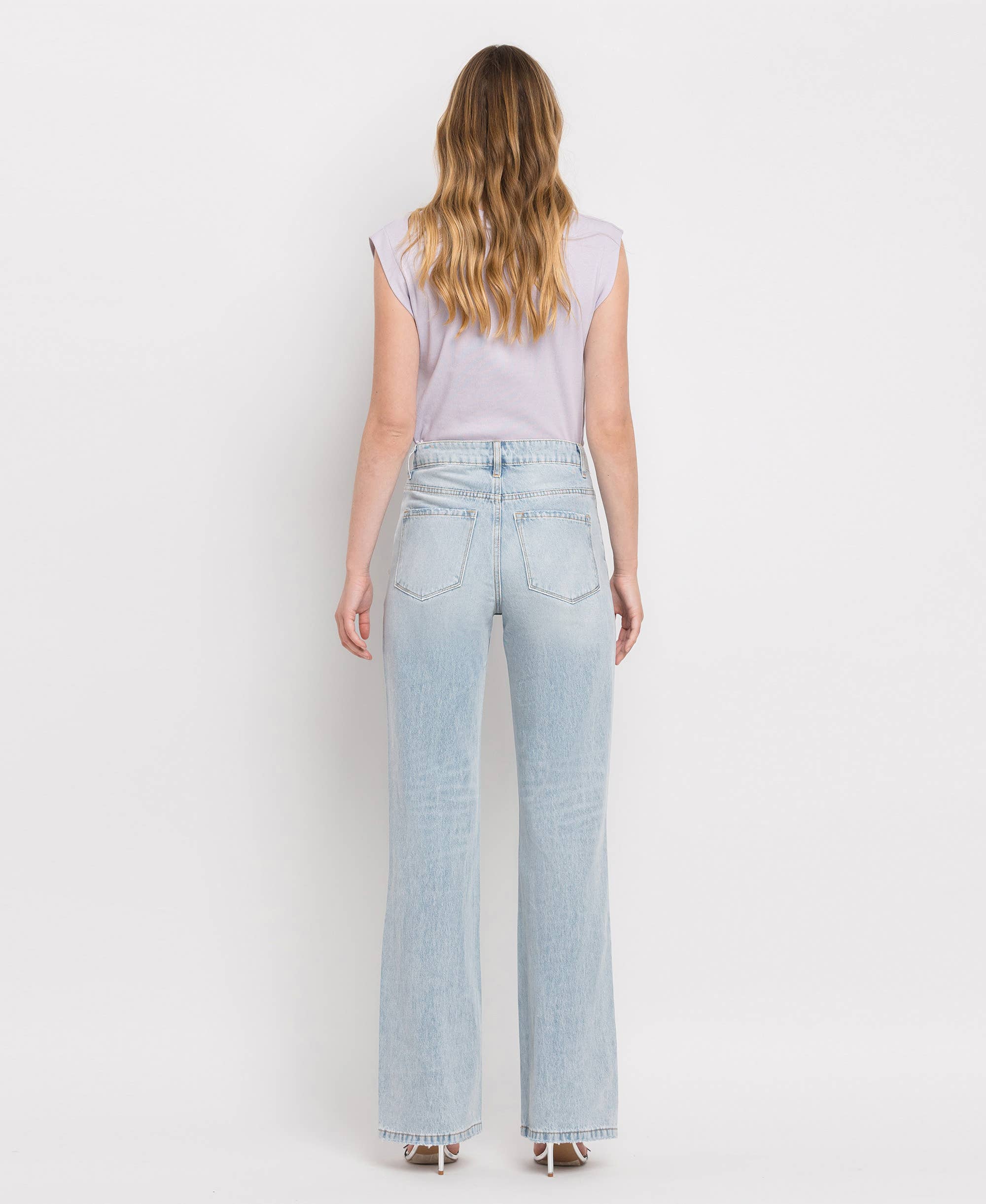 BARELY WORN 90'S VINTAGE SUPER HIGH RISE FLARE JEANS V2473 for wholesale on Faire8