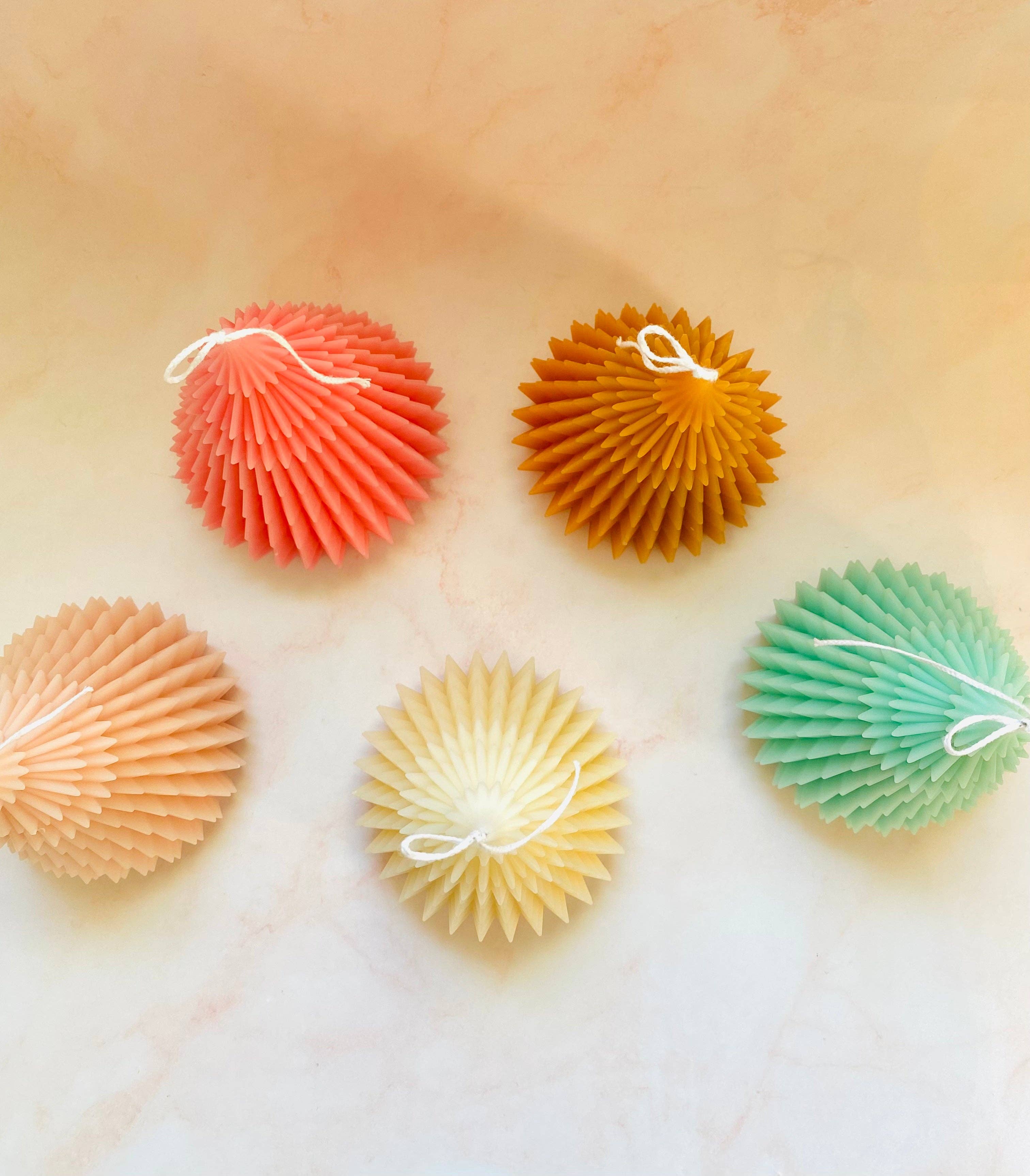 Maple + Love - Wholesale Novelty Candle - Large Origami Christmas Tree Beeswax Candle2