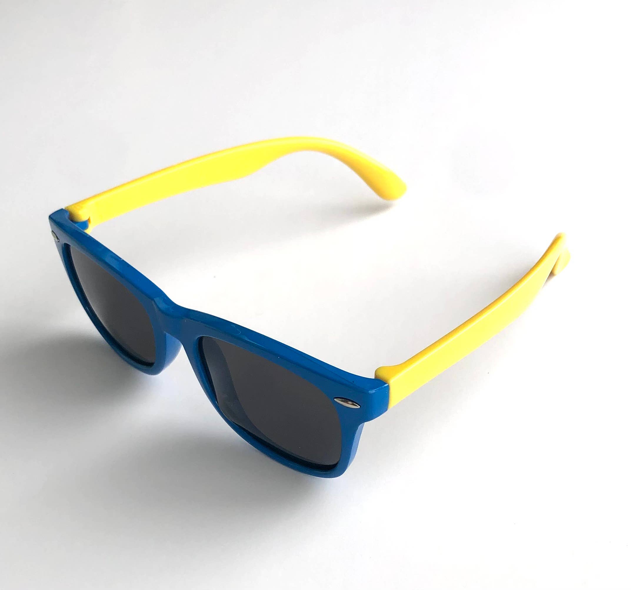 iconic mi - Vente Lunettes de soleil – enfant - Lunettes de soleil flexibles unisexes pour tout-petits au style hipster1