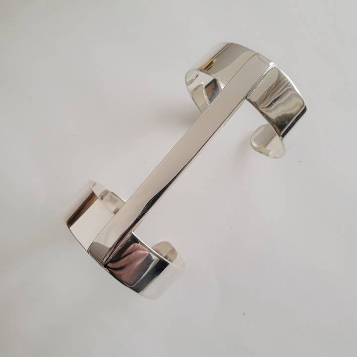 Bracciale Solo minimalista moderno in argento per la vendita all'ingrosso da parte di Bisjoux