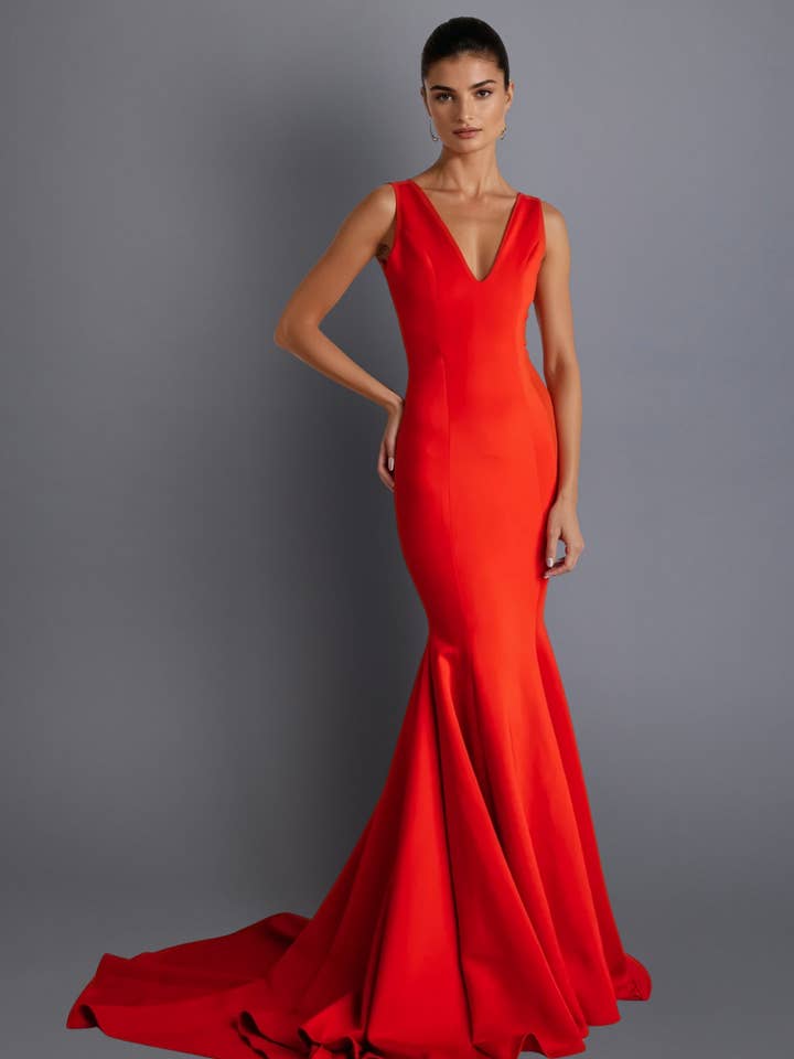 Holly for wholesale by Pia Gladys Perey