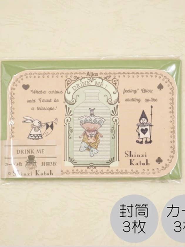 Ensemble de cartes message Alice, Ensemble de cartes & enveloppes DRINK ME pour la vente par 「FUNJI」In Japan